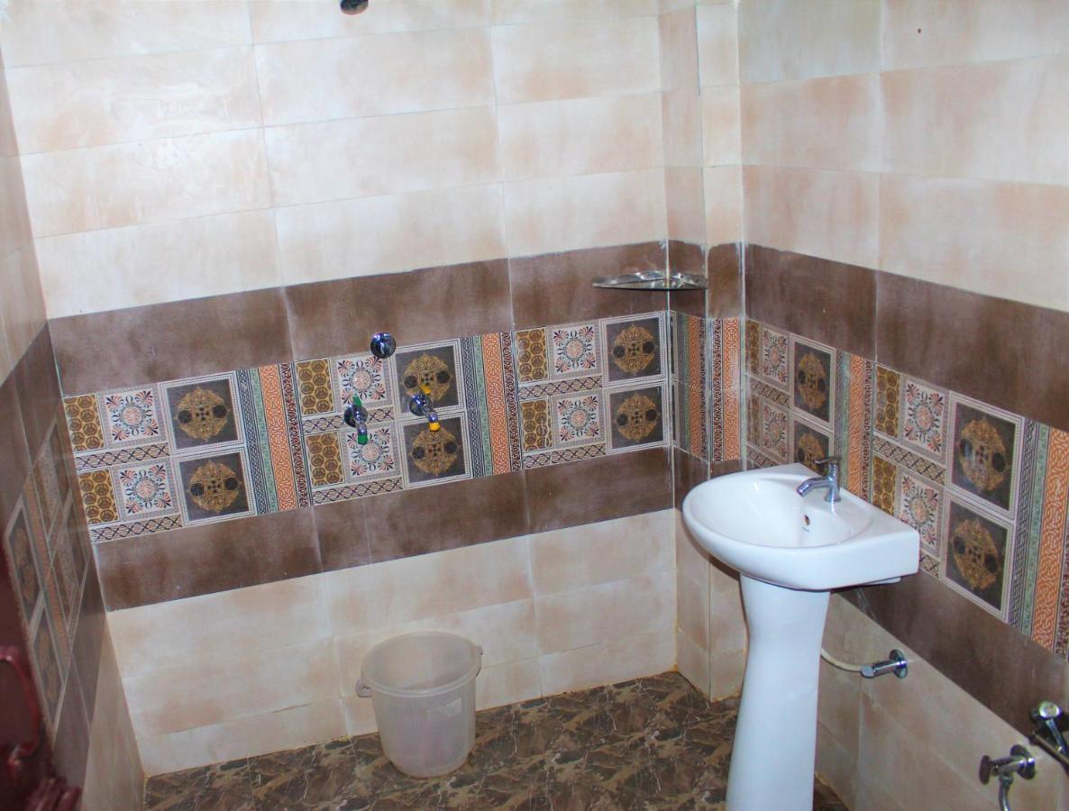 Krishna Residency - A Boutique Hotel Bareli Zewnętrze zdjęcie