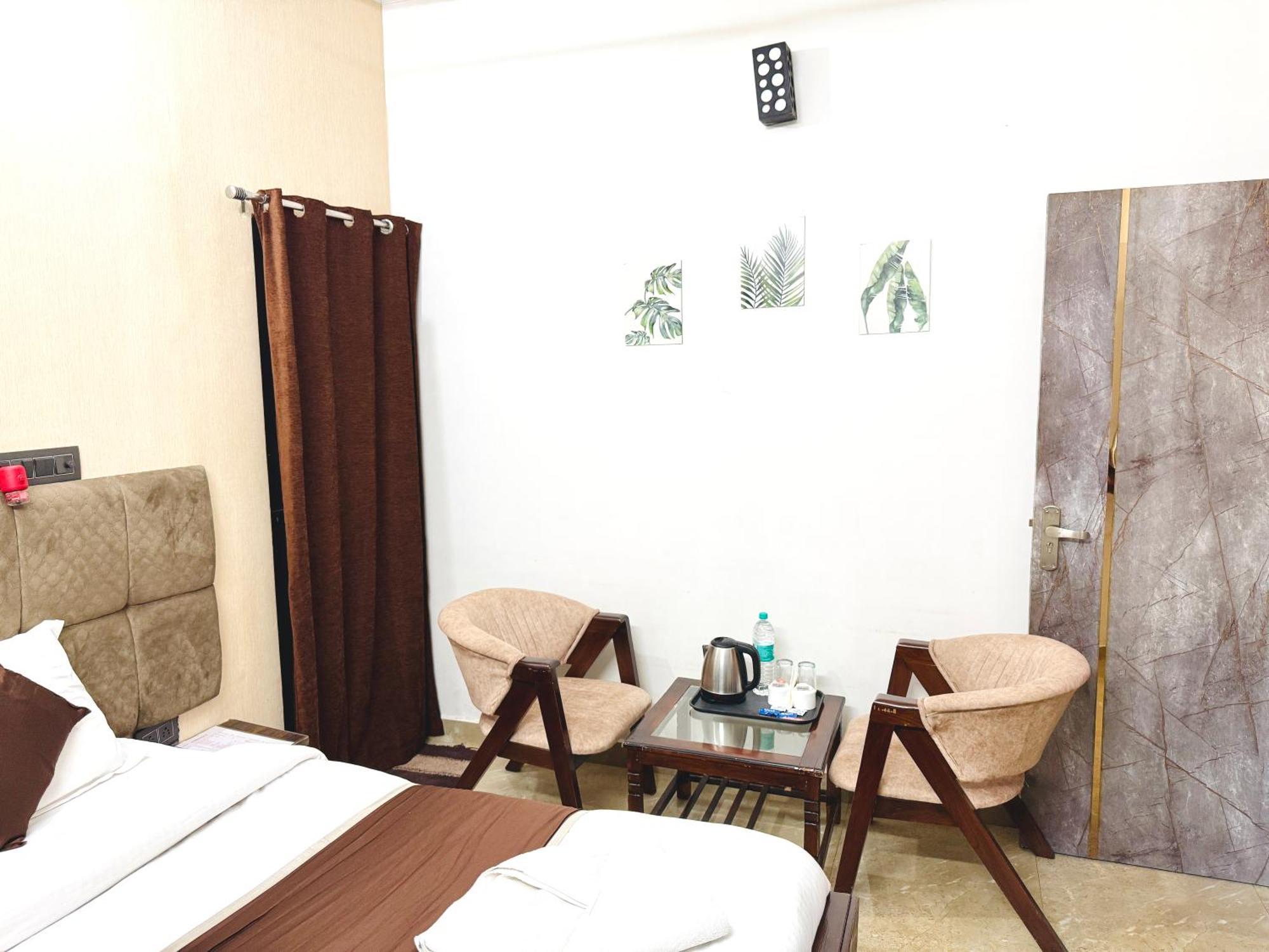 Krishna Residency - A Boutique Hotel Bareli Zewnętrze zdjęcie