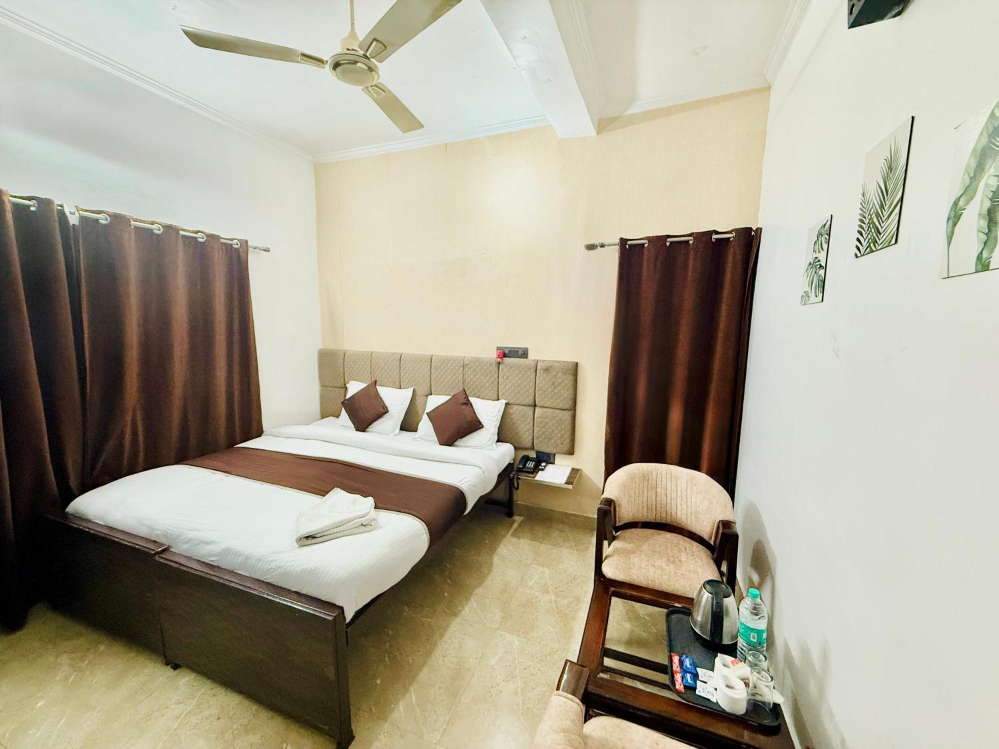Krishna Residency - A Boutique Hotel Bareli Zewnętrze zdjęcie